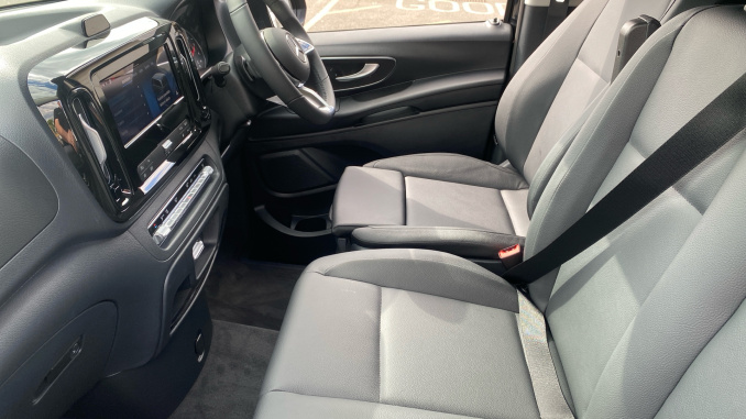 Mercedes-Benz Vito Tourer L3 Diesel Rwd 116 CDI Select 9-Seater 9G-Tronic - Image 18